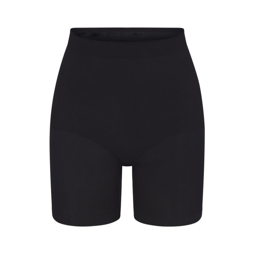 SKIMS NWT Seamless Sculpt Mid Waist Shortie Shapewear